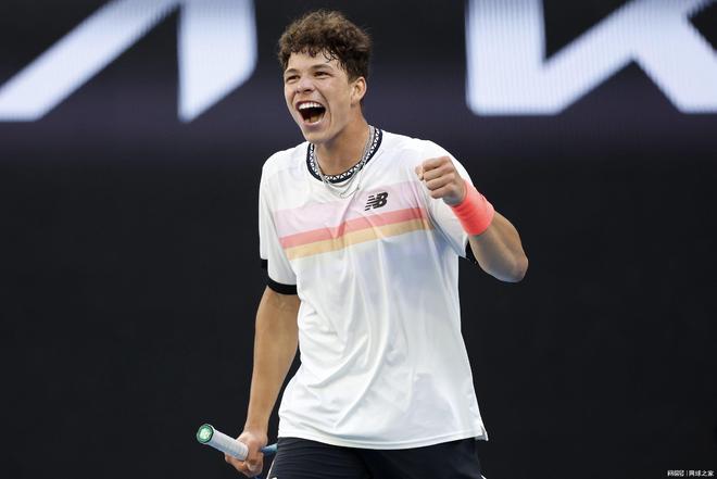 中国队由于 中国队由于