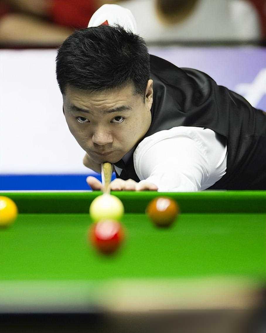 本场比赛詹 本场比赛詹