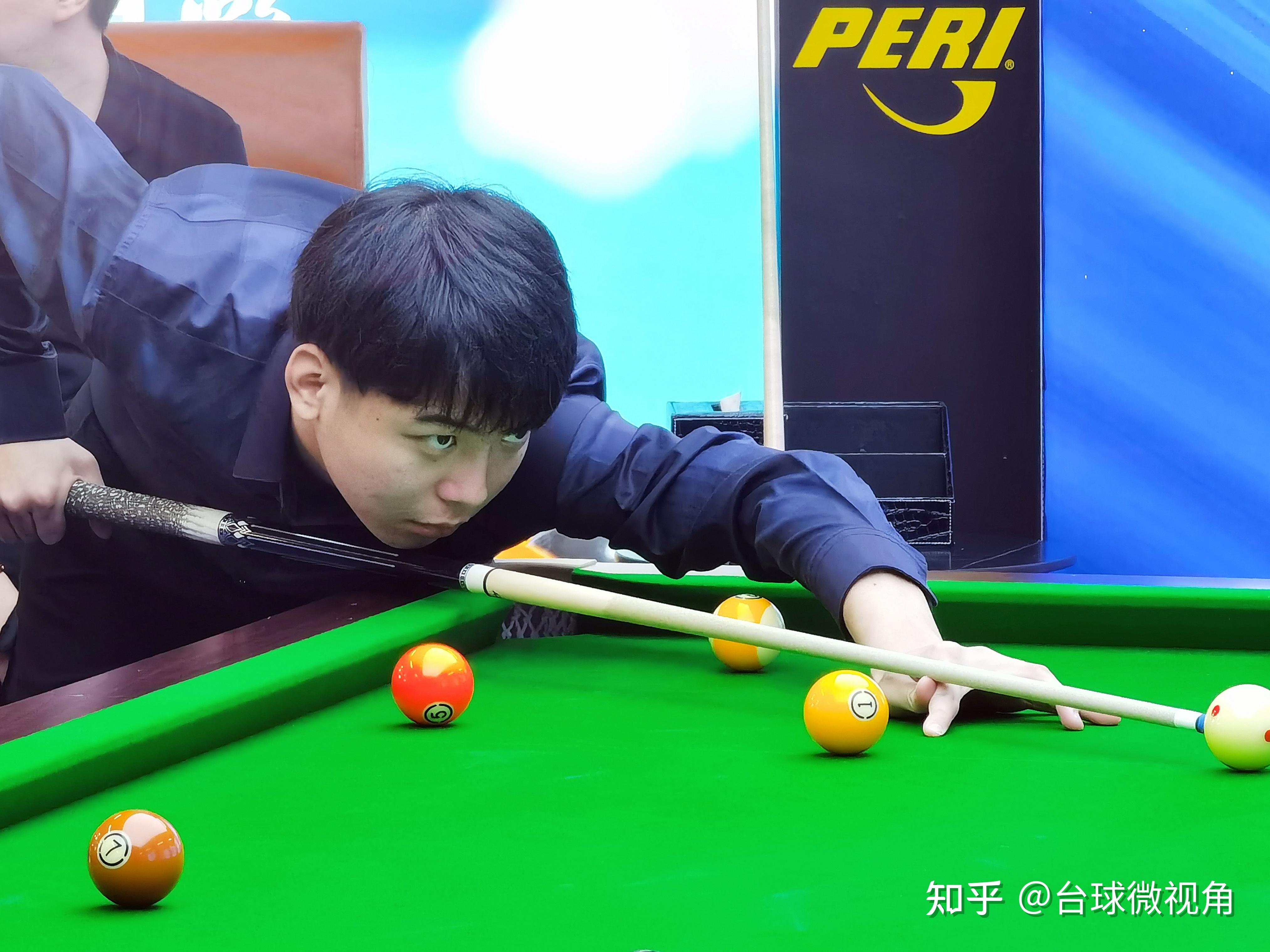 持球果断 持球果断