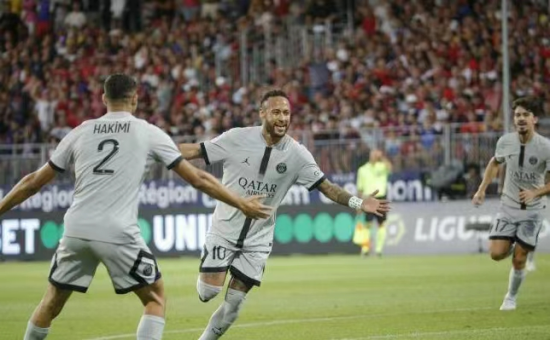 使得他们屡 使得他们屡