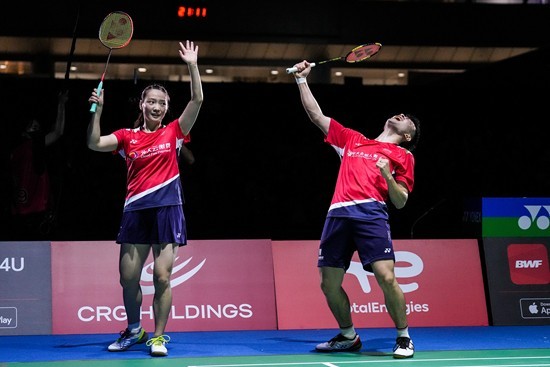 场上成就和 场上成就和