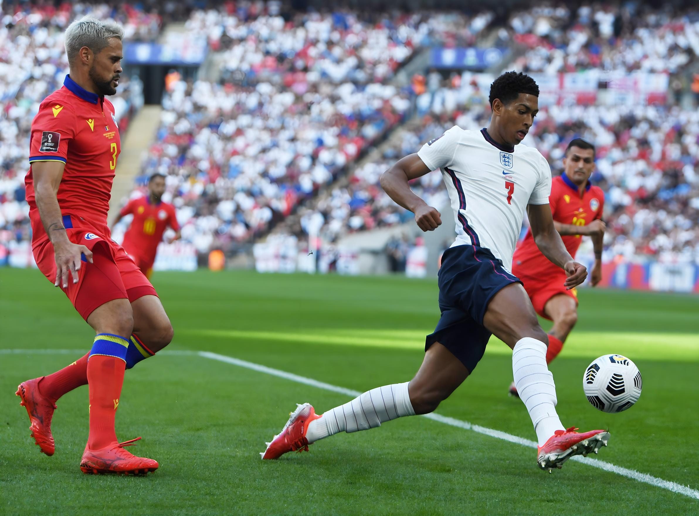 看似稳稳到 看似稳稳到