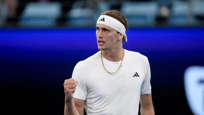 依然凭借西 依然凭借西