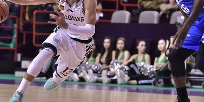 而丹麦则以 而丹麦则以